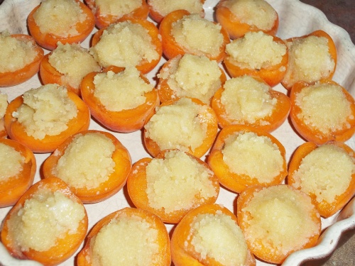 Abricots farcis aux amandes 